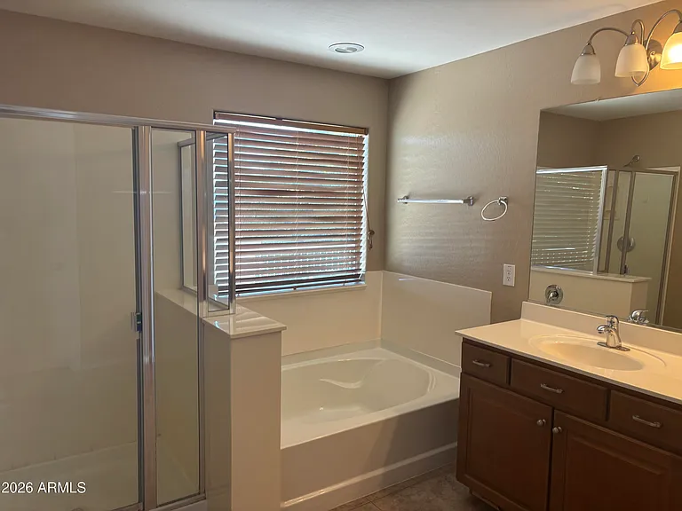 18045 W Carol Ave — Photo 5