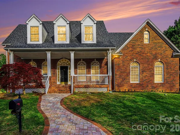 8403 Royster Run, Waxhaw, NC 28173