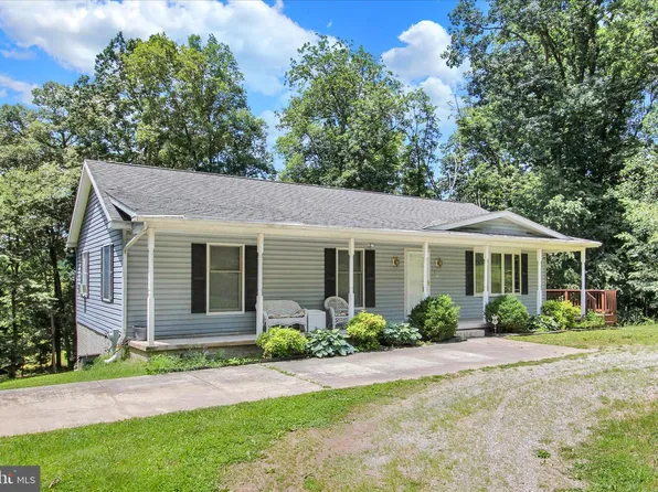 303 Crowl Rd, Westminster, MD 21158