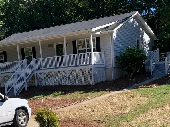 7516 Katherine Dr, Denver, NC 28037