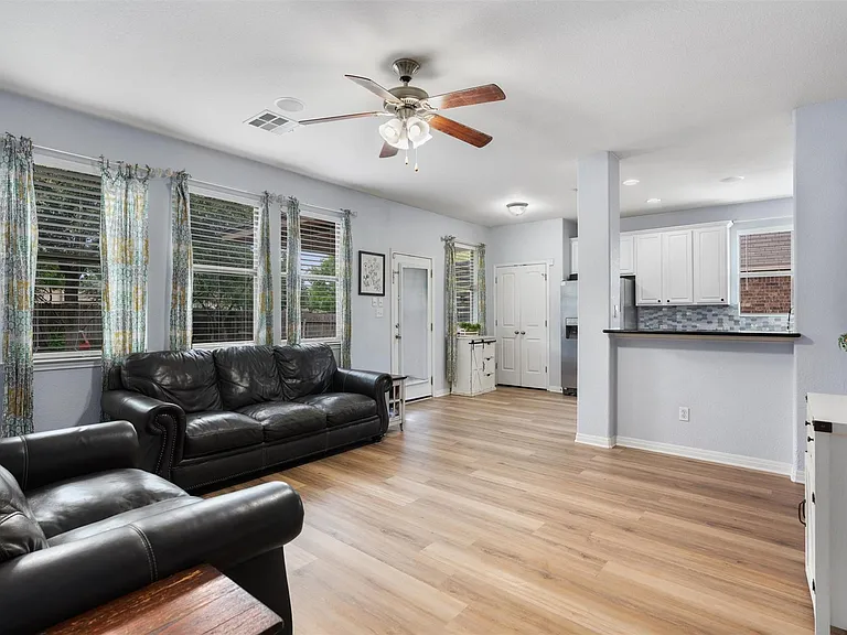 1406 Grande Mesa Dr — Photo 7