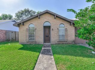 11803 Sandstone St, Houston, TX 77072