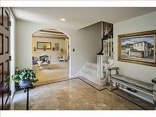 4th image of 760 Clearfield Dr