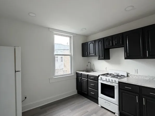 2410 Wharton St, Philadelphia, PA