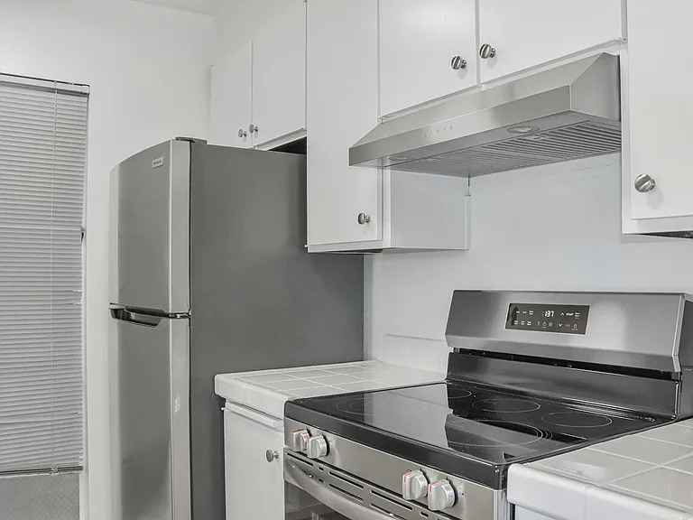 40 Harbor Oak Dr #14 — Photo 5