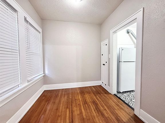 5th image of 1126 Berthea St APT 7
