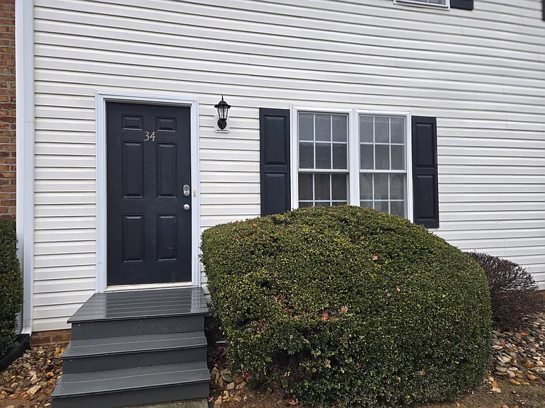 3600 Old Forest Rd #34 — Photo 17