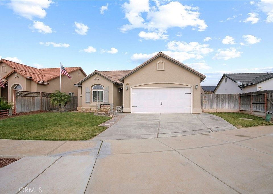 1st image of 327 Hart Dr