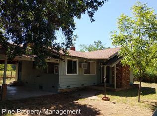 19672 Valley Ln, Redding, CA 96002