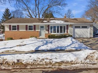 1324 N 13th Ave, West Bend, WI 53090