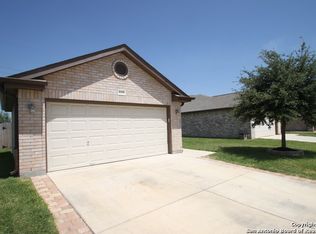 10431 Corvey Ln, Helotes, TX 78023