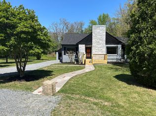 4237 Cove Rd NW, Roanoke, VA 24017