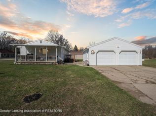 2276 Reed St, Lansing, MI 48911