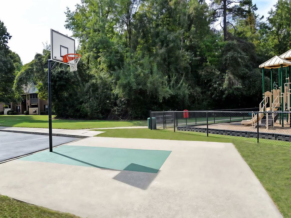Elevate your lifestyle at The Forest Apartments, where outdoor amenities like our basketball court and serene picnic area await. Embrace active living and relaxation in a vibrant community. Schedule your tour today!