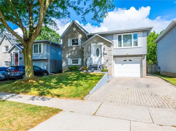 334 Sekura St, Cambridge, ON N1R 7W3