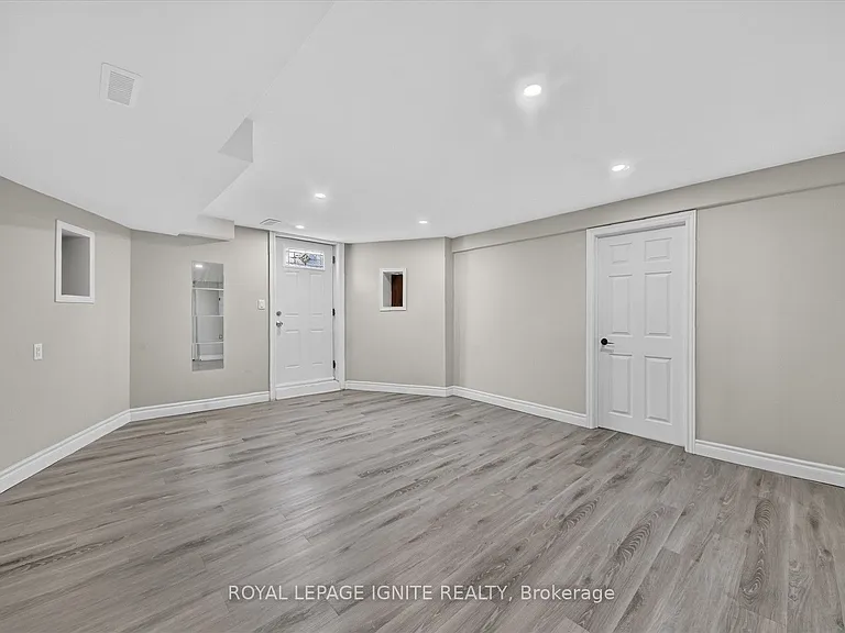 53 Boulderbrook Dr #BASEMENT — Photo 6