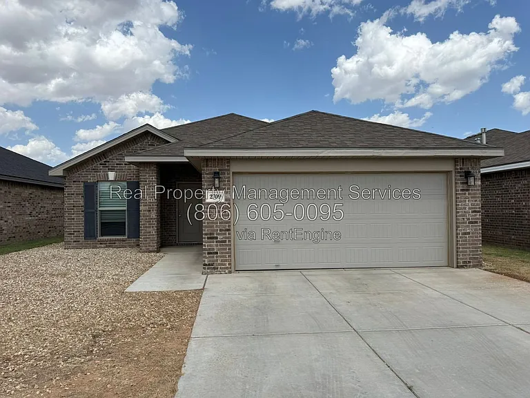 2709 Wausau Ave — Photo 1