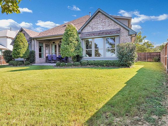 3rd image of 3009 Calvin Rd