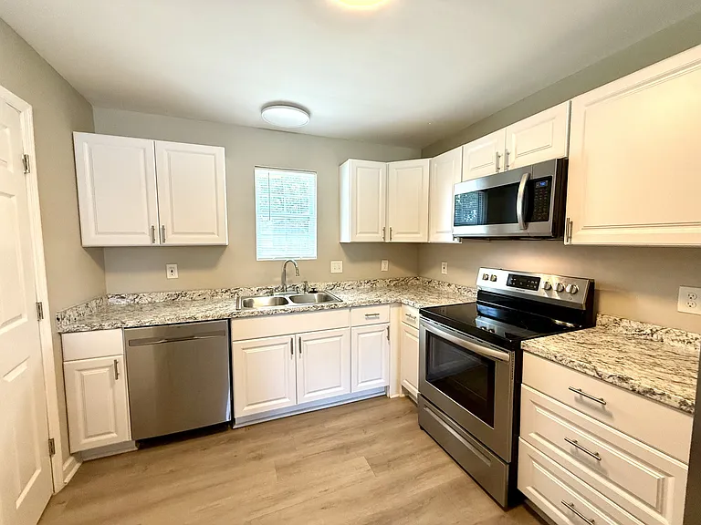 2618 Mashburn Rd — Photo 10