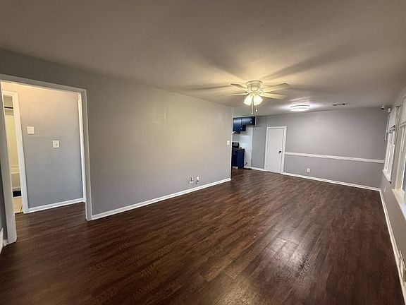 3rd image of 9108 E Marshall St