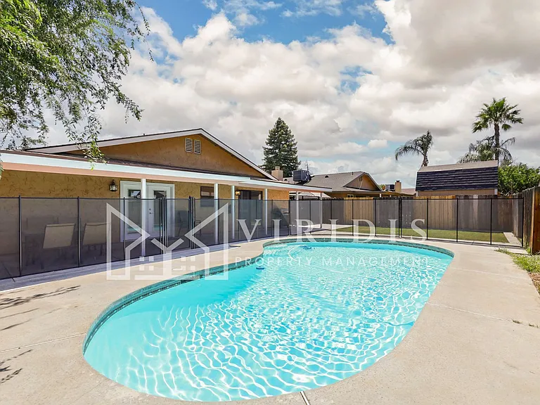4304 Milo Ave — Photo 45
