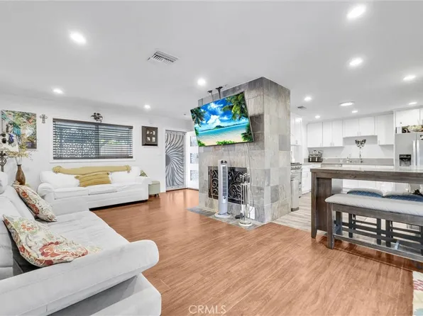 24 S La Salle St, Redlands, CA 92374