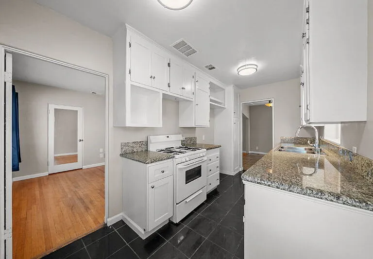 7105 Central Ave — Photo 24