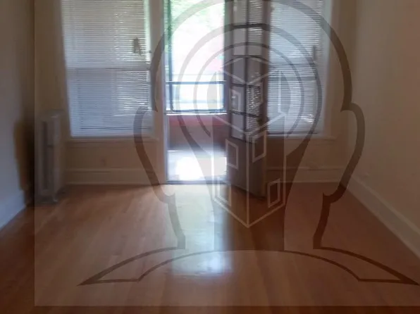 (undisclosed Address), Chicago, IL 60613