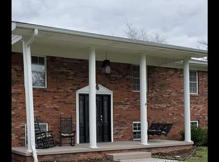 407 Douglas Ln, Clinton, TN 37716