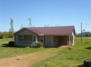 100 Center Rd, Ackerman, MS 39735