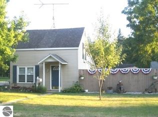 215 W Emerson St, Ithaca, MI 48847