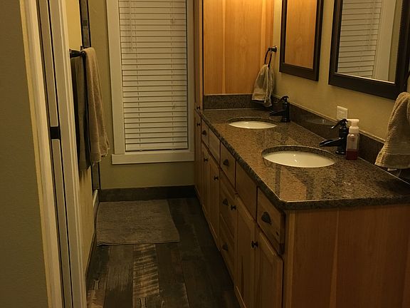 Master bath 