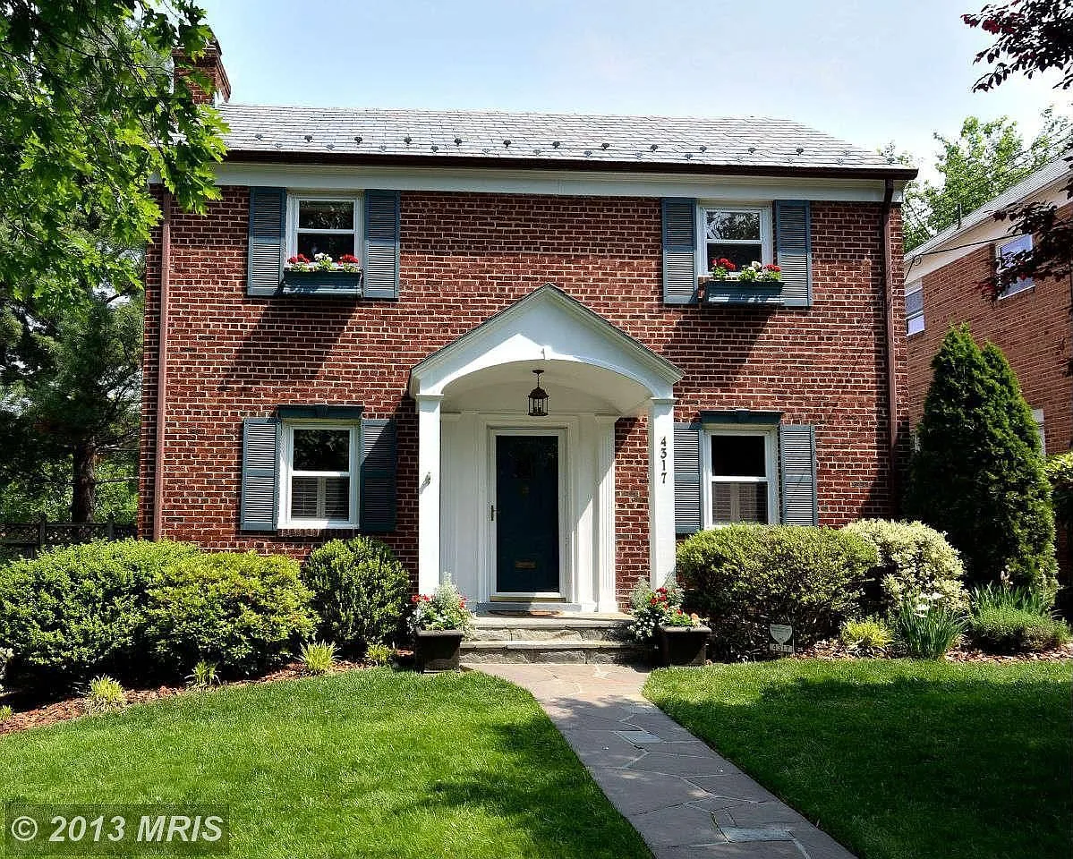 4317 Yuma St NW photo 1