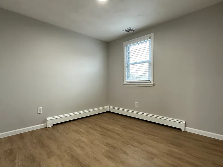 101 Rumney Rd #2 — Photo 11