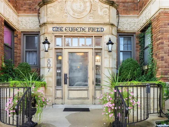 807 W 48th St APT 103, Kansas City, MO 64112