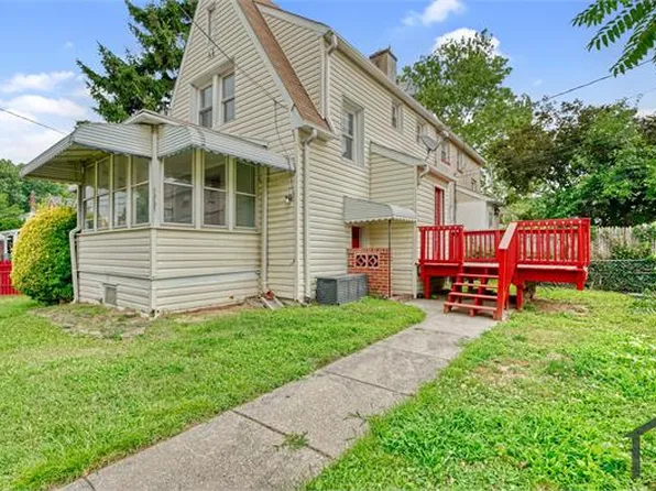 11 Sunship Rd, Dundalk, MD 21222