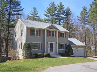 79 Tenney Rd, Westford, MA 01886