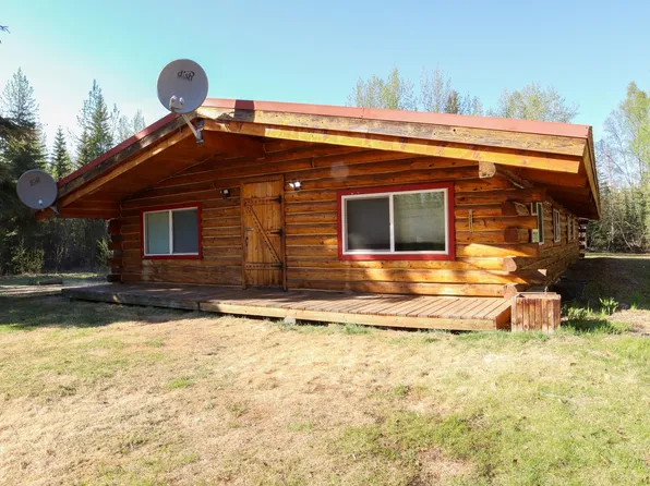 3185 Daphne Ln #B, North Pole, AK 99705