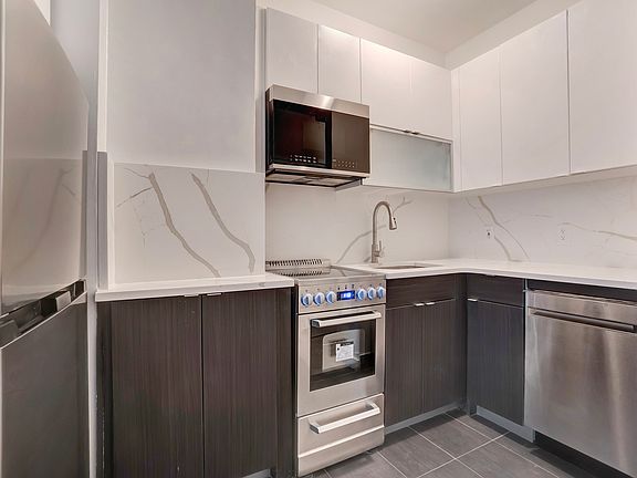 4th image of 145 E 27th St APT 1E