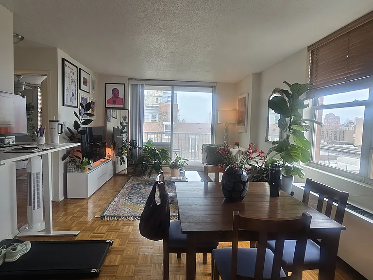 520 W 112th St #10F — Photo 1