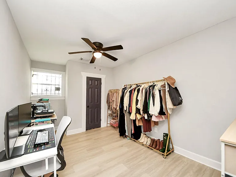 4415 Hershe St — Photo 26