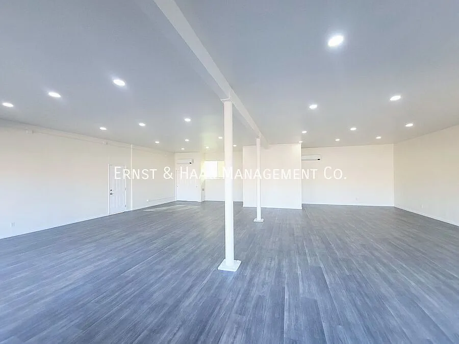 Building Photo - 9422 Alondra Blvd