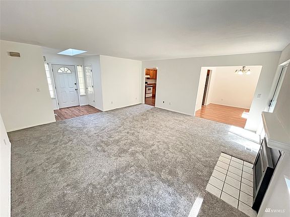 5th image of 7417 Lucinda Ct SW