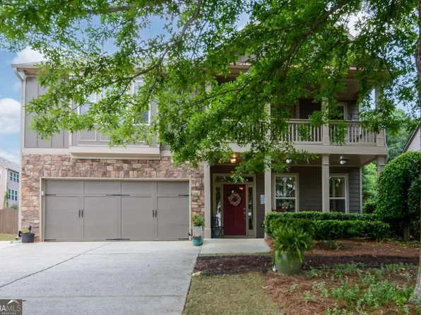 1415 Winning Colors Ct, Suwanee, GA 30024