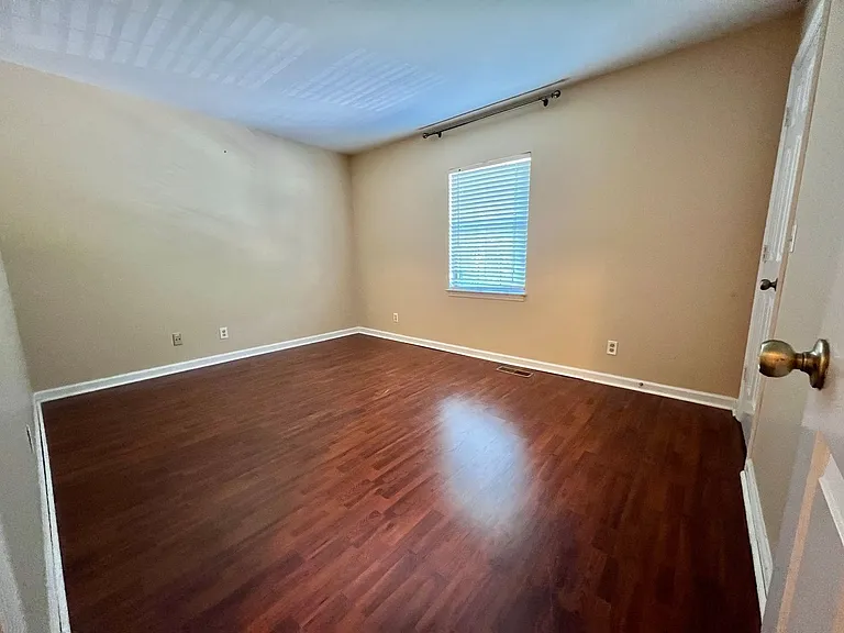 836 Brentwood Point — Photo 14