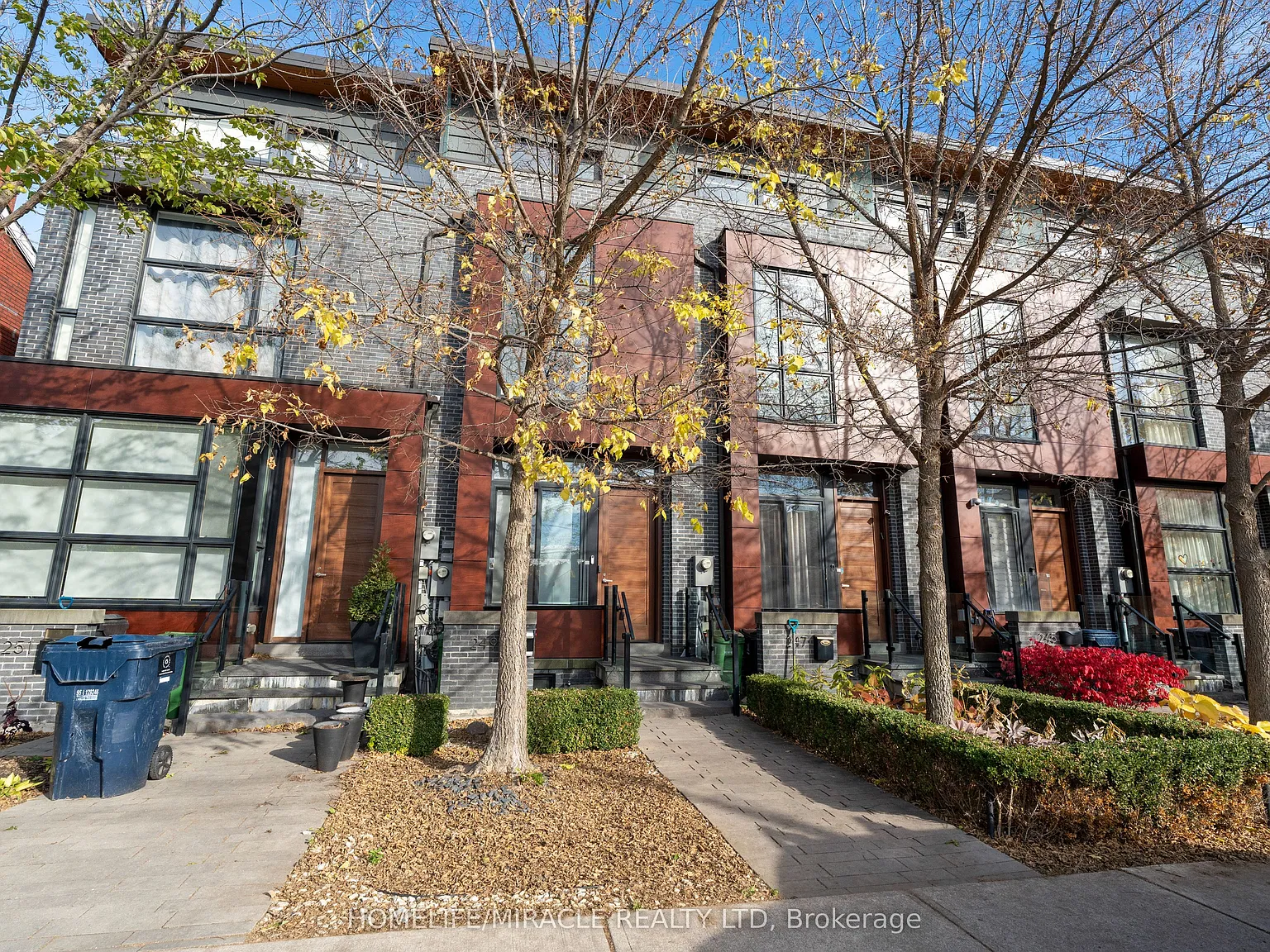 4 bed, $8,000 — Photo 2