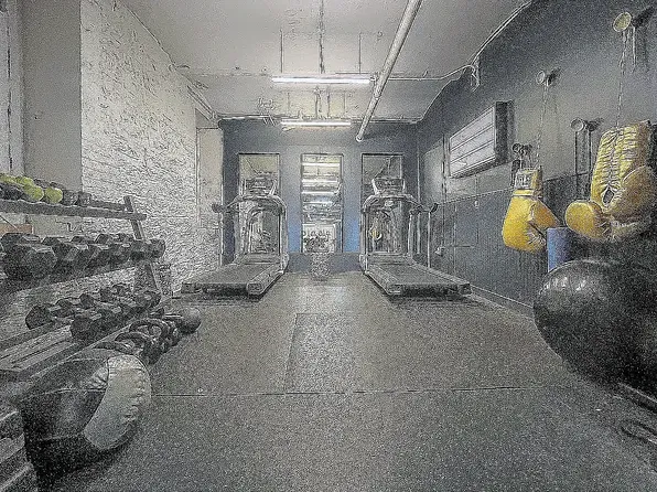 471 Central Park West image 5 of 13