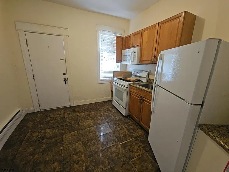 3818 Ventnor Ave — Photo 7