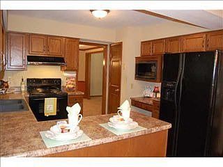 3rd image of 508 Shadowcrest Ct