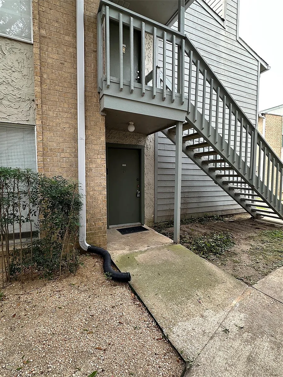 Building Photo - 260 El Dorado Blvd #2805